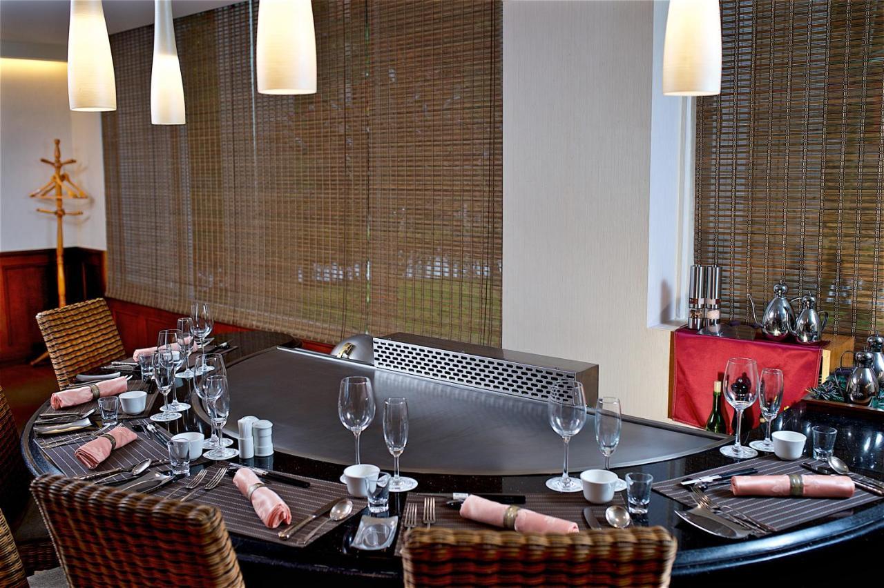 Hotel Royal Chihpin Wenquan Zewnętrze zdjęcie A restaurant in the hotel
