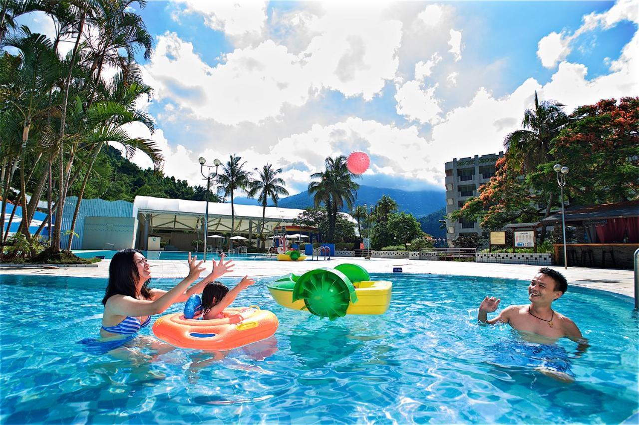 Hotel Royal Chihpin Wenquan Zewnętrze zdjęcie The outdoor pool