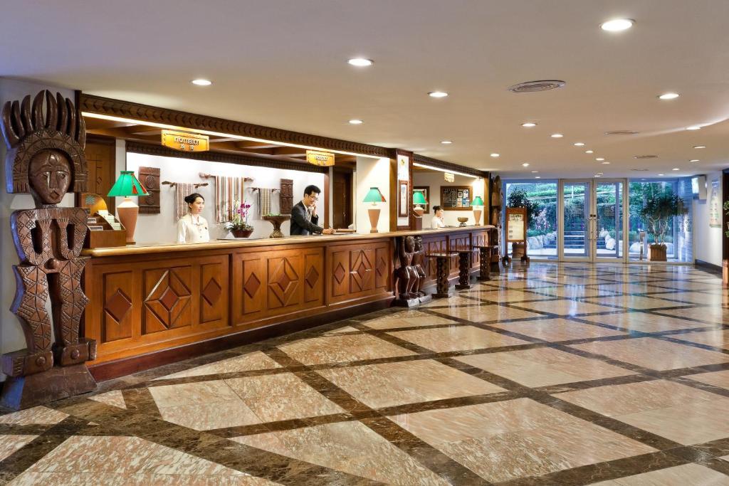 Hotel Royal Chihpin Wenquan Zewnętrze zdjęcie The lobby of the hotel